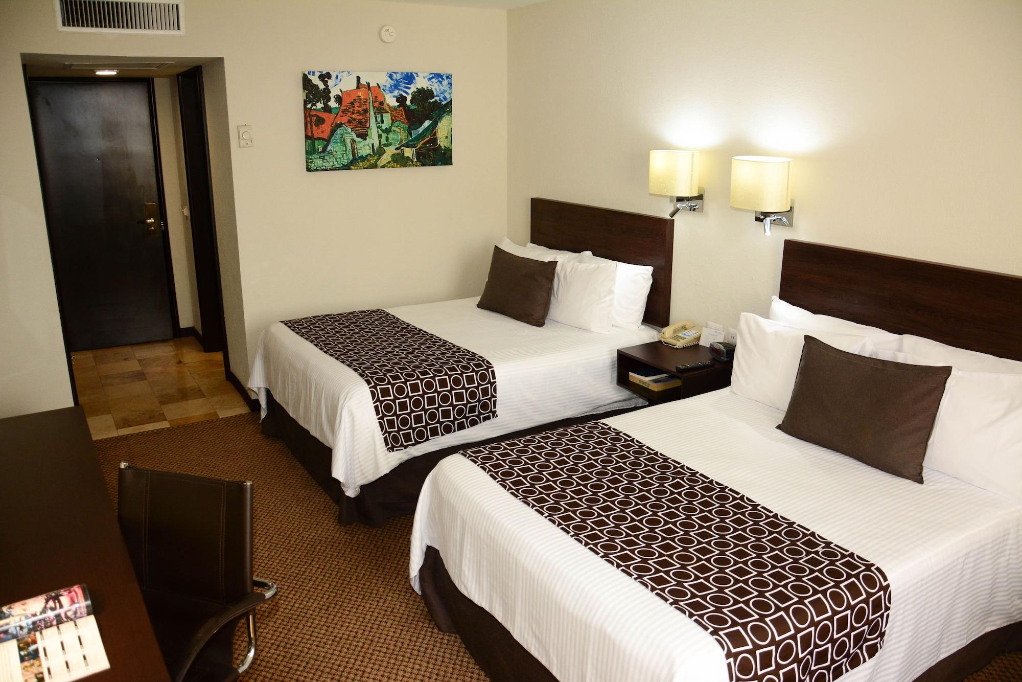 Wyndham Executivo Culiacan Bagian luar foto