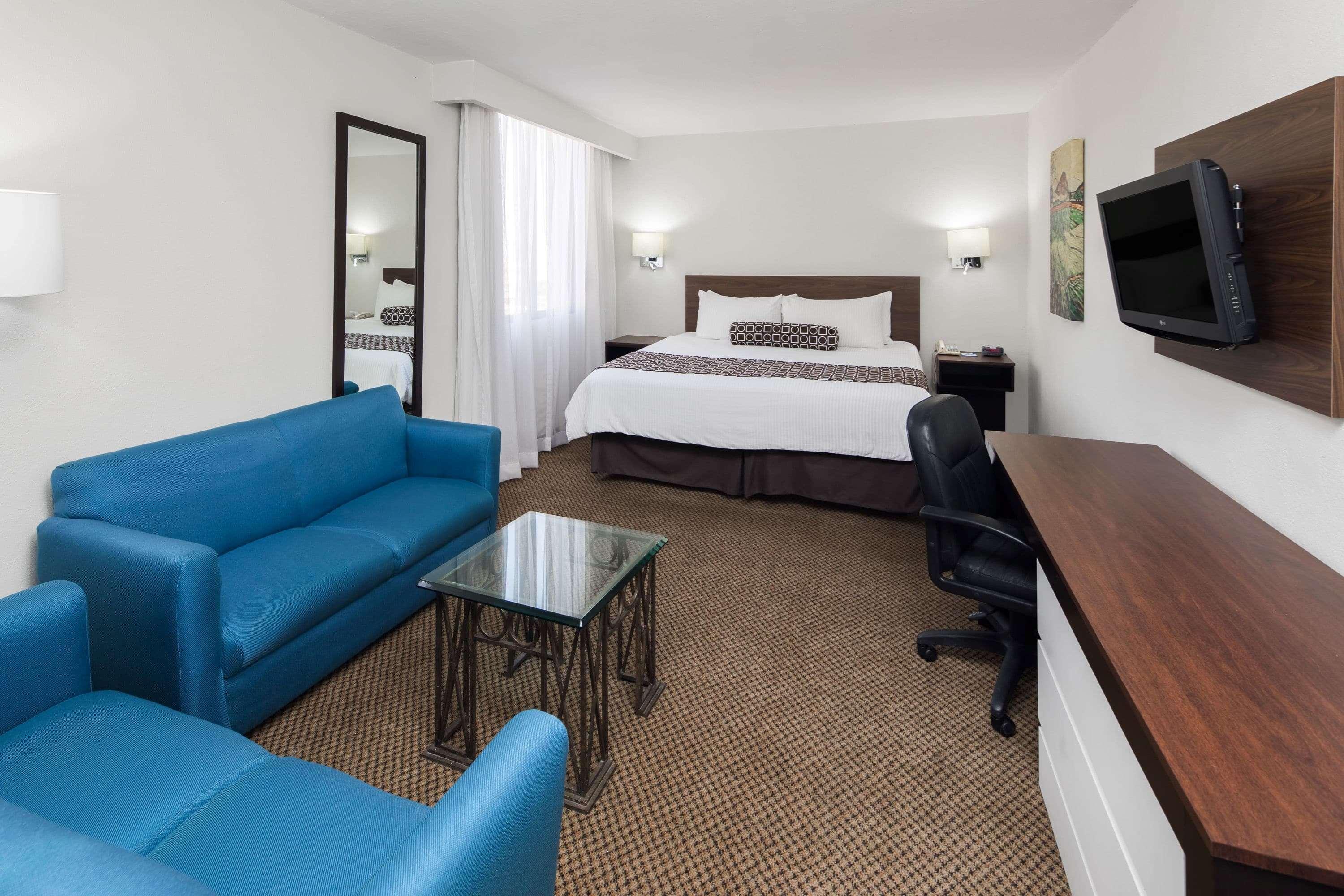 Wyndham Executivo Culiacan Bagian luar foto