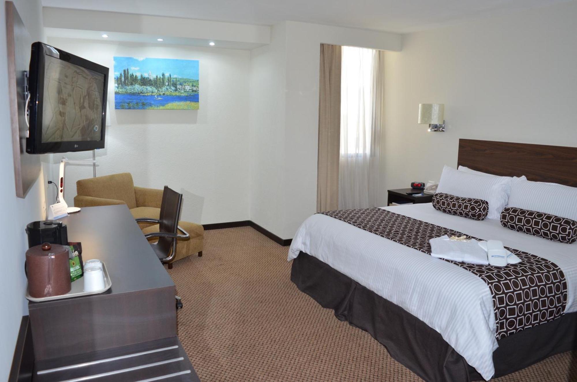 Wyndham Executivo Culiacan Bagian luar foto