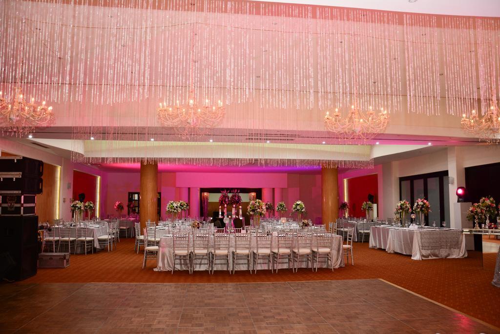 Wyndham Executivo Culiacan Bagian luar foto